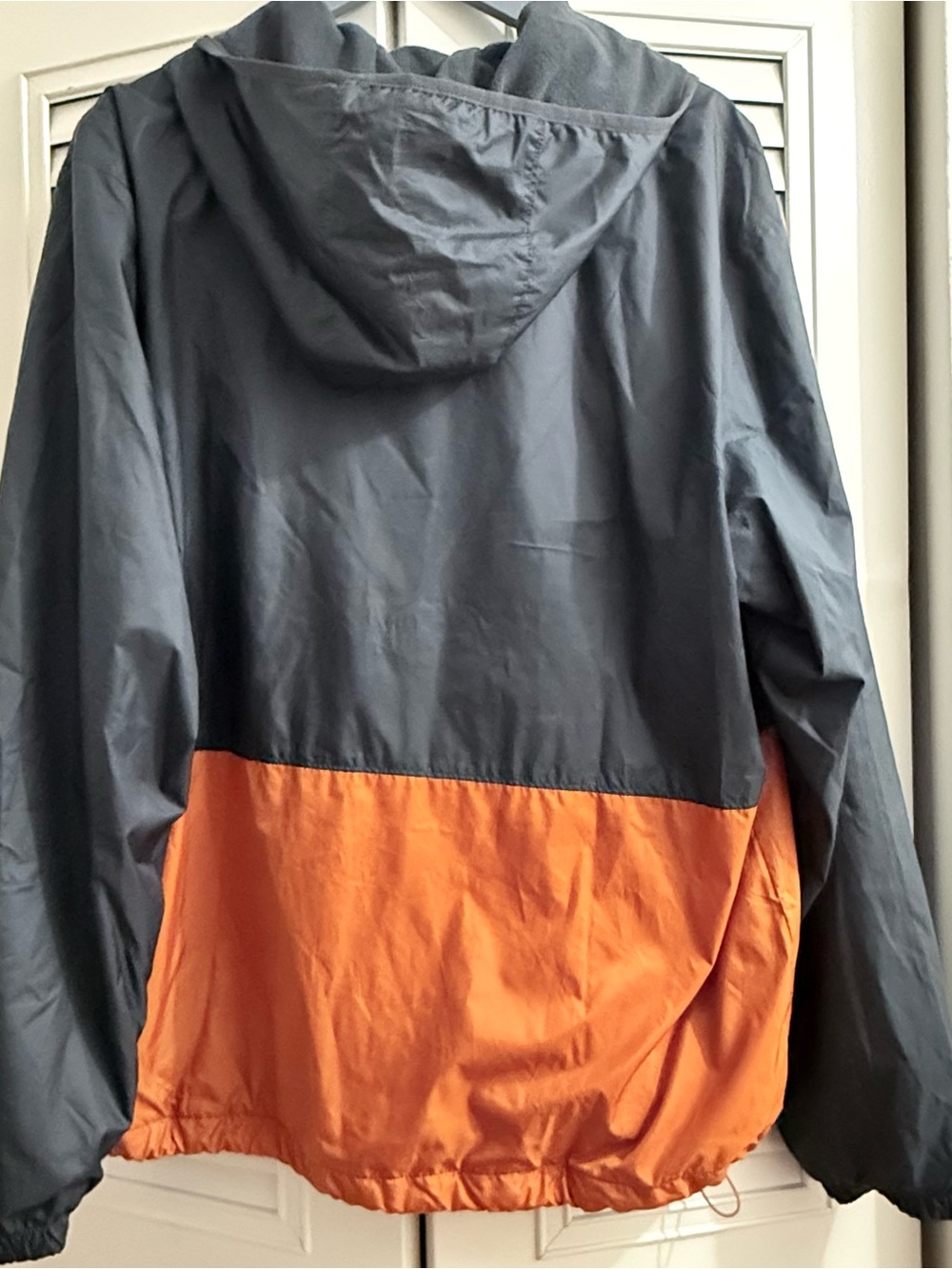 Columbia Black and Orange Men's Hooded Windbreaker - Picture 3 of 3